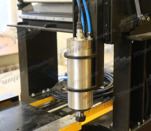 uvelirniy-frezerniy-stanok-chpu-shpindel.jpg (1572 просмотра) <a class='original' href='./download/file.php?id=57096&mode=view' target=_blank>Загрузить оригинал (547.75 КБ)</a>