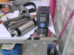 Стол- фанера 30мм, обтянут нержавейкой. В комплекте сор шпинделем были цанги и инвертер (3644 просмотра) <a class='original' href='./download/file.php?id=58935&mode=view' target=_blank>Загрузить оригинал (480.79 КБ)</a>