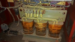 внутренности шкафа управления (5650 просмотров) <a class='original' href='./download/file.php?id=59633&mode=view' target=_blank>Загрузить оригинал (282.48 КБ)</a>