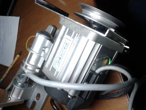 AH(D)21-55 700Вт (5522 просмотра) <a class='original' href='./download/file.php?id=63950&mode=view' target=_blank>Загрузить оригинал (1.49 МБ)</a>