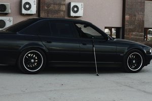 bmw740-2.jpg (3361 просмотр) <a class='original' href='./download/file.php?id=66450&mode=view' target=_blank>Загрузить оригинал (198.21 КБ)</a>