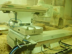 хитрая рельса на станке.jpg (3559 просмотров) <a class='original' href='./download/file.php?id=6727&mode=view' target=_blank>Загрузить оригинал (480.56 КБ)</a>