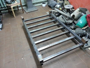 Предварительная сборка станины. (3312 просмотров) <a class='original' href='./download/file.php?id=67858&mode=view' target=_blank>Загрузить оригинал (2.4 МБ)</a>