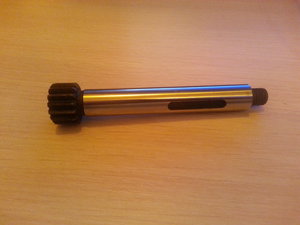 Вал-шестерня(фартука) токарно винторезного станка тв-7 <br />15-зубьев<br />1000руб (2257 просмотров) <a class='original' href='./download/file.php?id=69223&mode=view' target=_blank>Загрузить оригинал (2.34 МБ)</a>