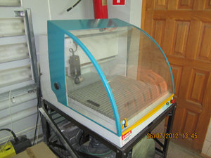 charlyrobot_1.jpg (3158 просмотров) <a class='original' href='./download/file.php?id=6979&mode=view' target=_blank>Загрузить оригинал (112.98 КБ)</a>