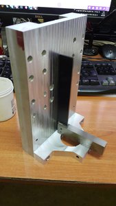 Ось Z с креплением под kress (5578 просмотров) <a class='original' href='./download/file.php?id=73807&mode=view' target=_blank>Загрузить оригинал (137.75 КБ)</a>