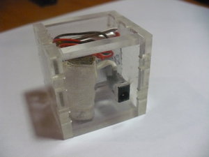 выточенный мерцающий POV кубик_3 (гнездо зарядки nokia) (17644 просмотра) <a class='original' href='./download/file.php?id=7680&mode=view' target=_blank>Загрузить оригинал (2.13 МБ)</a>