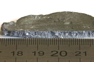 Фото стенки корпуса из АК12ПЧ (вторички) раковины видны. За качество снимка отвечаю, можно увеличить и посмотреть крупно. Это не на айхрень снято. (3668 просмотров) <a class='original' href='./download/file.php?id=77182&mode=view' target=_blank>Загрузить оригинал (3.4 МБ)</a>