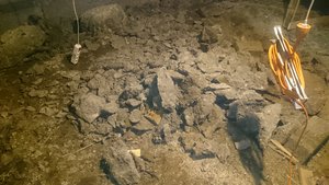 в самом начале внизу был хаос. Все ненужное строители кидали в подвал. (3858 просмотров) <a class='original' href='./download/file.php?id=77964&mode=view' target=_blank>Загрузить оригинал (3.07 МБ)</a>