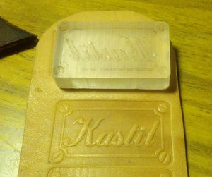 Из оргстекла. (13490 просмотров) <a class='original' href='./download/file.php?id=78074&mode=view' target=_blank>Загрузить оригинал (745.22 КБ)</a>