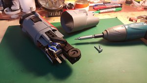 Снимаем крышку (4606 просмотров) <a class='original' href='./download/file.php?id=78507&mode=view' target=_blank>Загрузить оригинал (411.75 КБ)</a>