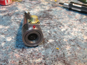 прикручиваем разъем к корпусу (3799 просмотров) <a class='original' href='./download/file.php?id=78828&mode=view' target=_blank>Загрузить оригинал (2.35 МБ)</a>