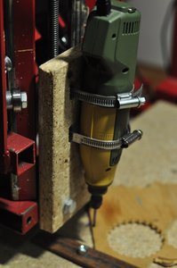 крепление бормашинки самодельный чпу станок (9773 просмотра) <a class='original' href='./download/file.php?id=791&mode=view' target=_blank>Загрузить оригинал (475.27 КБ)</a>