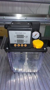 Шайтан-машина для автоматической смазки. (2173 просмотра) <a class='original' href='./download/file.php?id=79127&mode=view' target=_blank>Загрузить оригинал (3.83 МБ)</a>