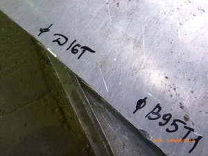 На плите подписаны марки прутков-ударников. (5056 просмотров) <a class='original' href='./download/file.php?id=79365&mode=view' target=_blank>Загрузить оригинал (623 КБ)</a>