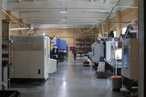 Цех. Здесь в стружку отправляют не мене 1000кг цветнины (алюминия и дюралюминия) в неделю. (4849 просмотров) <a class='original' href='./download/file.php?id=80912&mode=view' target=_blank>Загрузить оригинал (8.72 МБ)</a>