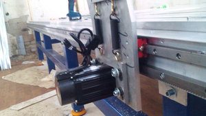 Отлично работавшая с шаговиками, система компенсации люфтов оказалась непригодна в таком виде для серводвигателей (4946 просмотров) <a class='original' href='./download/file.php?id=81559&mode=view' target=_blank>Загрузить оригинал (1.98 МБ)</a>