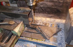 Фрезеровка.JPG (10852 просмотра) <a class='original' href='./download/file.php?id=8196&mode=view' target=_blank>Загрузить оригинал (119.88 КБ)</a>