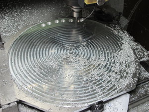 черновая отверстий под втулки и ось (5177 просмотров) <a class='original' href='./download/file.php?id=82376&mode=view' target=_blank>Загрузить оригинал (3.14 МБ)</a>