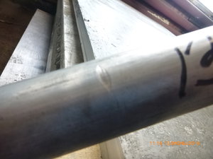 След на прутке В95Т1 Ø38mm после удара об плиту (4568 просмотров) <a class='original' href='./download/file.php?id=82647&mode=view' target=_blank>Загрузить оригинал (512 КБ)</a>