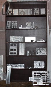 Стенд с образцами изготовленных Олегом деталей из Д16Т, АМГ6, АМГ2, АМГ3 и В95Т1 (6474 просмотра) <a class='original' href='./download/file.php?id=82808&mode=view' target=_blank>Загрузить оригинал (1.03 МБ)</a>