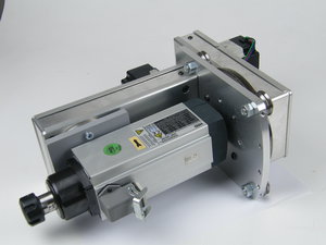 2-х осеваю голова Doughtydrive вместе с 1 квт 220в. HSD шпинделем (3489 просмотров) <a class='original' href='./download/file.php?id=83428&mode=view' target=_blank>Загрузить оригинал (3.13 МБ)</a>