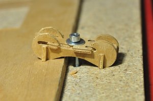 круглый прижим для самодельного чпу станка.JPG (18333 просмотра) <a class='original' href='./download/file.php?id=840&mode=view' target=_blank>Загрузить оригинал (440.64 КБ)</a>