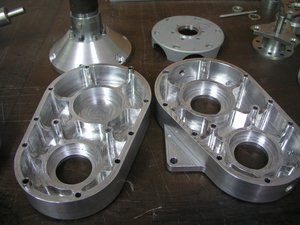 Половинки шестереночной ступени редуктора (7249 просмотров) <a class='original' href='./download/file.php?id=84790&mode=view' target=_blank>Загрузить оригинал (306.16 КБ)</a>