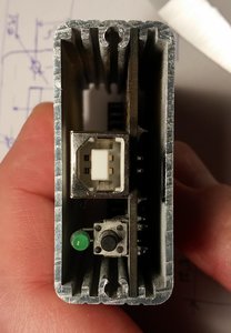 так выглядит один из разъемов девайса (3559 просмотров) <a class='original' href='./download/file.php?id=85123&mode=view' target=_blank>Загрузить оригинал (105.52 КБ)</a>