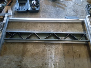 Проваренная балка портала с рёбрами жесткости (2710 просмотров) <a class='original' href='./download/file.php?id=85939&mode=view' target=_blank>Загрузить оригинал (2.23 МБ)</a>