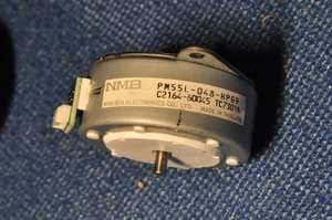 шаговик от принтера для чпу станка.JPG (6695 просмотров) <a class='original' href='./download/file.php?id=865&mode=view' target=_blank>Загрузить оригинал (553.43 КБ)</a>