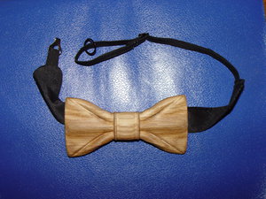 Бабочка сыну на выпускной (6671 просмотр) <a class='original' href='./download/file.php?id=86608&mode=view' target=_blank>Загрузить оригинал (2.28 МБ)</a>