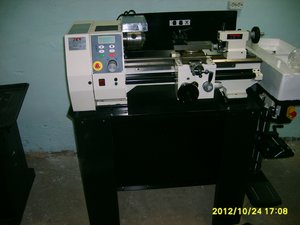 станок токарный (3892 просмотра) <a class='original' href='./download/file.php?id=8704&mode=view' target=_blank>Загрузить оригинал (332 КБ)</a>