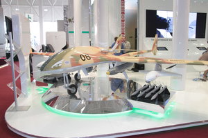 Стенд белорусских военных (14537 просмотров) <a class='original' href='./download/file.php?id=89569&mode=view' target=_blank>Загрузить оригинал (5.36 МБ)</a>