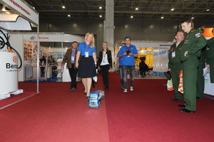 H55R9562.JPG (14338 просмотров) <a class='original' href='./download/file.php?id=89900&mode=view' target=_blank>Загрузить оригинал (9.23 МБ)</a>