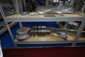 Сверху блестит &quot;горбушка&quot; от плиты =280мм, отрезанная к АРМИЯ-2015. За год чуть потускнела. (5538 просмотров) <a class='original' href='./download/file.php?id=90173&mode=view' target=_blank>Загрузить оригинал (8.16 МБ)</a>