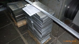 Сверху лежат  боковые кромки (9125 просмотров) <a class='original' href='./download/file.php?id=92021&mode=view' target=_blank>Загрузить оригинал (5.09 МБ)</a>