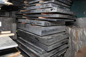 Как правило кромки такие на алюминиевых и дюралюминиевых плитах (5630 просмотров) <a class='original' href='./download/file.php?id=92119&mode=view' target=_blank>Загрузить оригинал (7.63 МБ)</a>