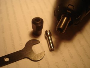 крепление цанги в дремеле (6250 просмотров) <a class='original' href='./download/file.php?id=923&mode=view' target=_blank>Загрузить оригинал (85.79 КБ)</a>