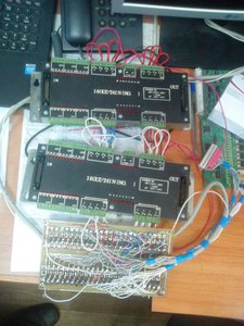 Выходные реле 16 выход 24 вход без оптронов.<br />Оптроны на самодельной плате. (2667 просмотров) <a class='original' href='./download/file.php?id=92708&mode=view' target=_blank>Загрузить оригинал (201.04 КБ)</a>