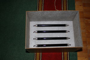 УФ светильник (3682 просмотра) <a class='original' href='./download/file.php?id=9380&mode=view' target=_blank>Загрузить оригинал (1.08 МБ)</a>