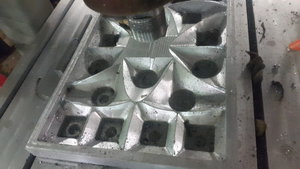 Последняя его работа на заводе (4765 просмотров) <a class='original' href='./download/file.php?id=95363&mode=view' target=_blank>Загрузить оригинал (3.34 МБ)</a>