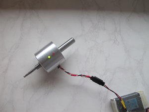 зелёный диод , типа схема работает (7883 просмотра) <a class='original' href='./download/file.php?id=9537&mode=view' target=_blank>Загрузить оригинал (1.79 МБ)</a>