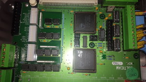 материнка крупно (4743 просмотра) <a class='original' href='./download/file.php?id=95376&mode=view' target=_blank>Загрузить оригинал (4.76 МБ)</a>