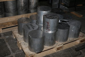 Д16Т пруток Ø250мм порезан на заготовки (15981 просмотр) <a class='original' href='./download/file.php?id=96484&mode=view' target=_blank>Загрузить оригинал (9.43 МБ)</a>