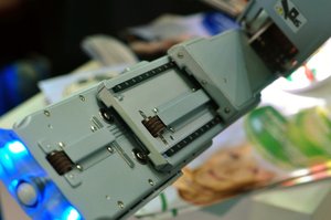 daVinci робот линейная ось.jpg (10306 просмотров) <a class='original' href='./download/file.php?id=973&sid=92184587734180b93e037e533a293636&mode=view' target=_blank>Загрузить оригинал (275.51 КБ)</a>