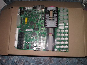 контроллер ЕТ1 и кросс плата (2388 просмотров) <a class='original' href='./download/file.php?id=9791&mode=view' target=_blank>Загрузить оригинал (3.1 МБ)</a>