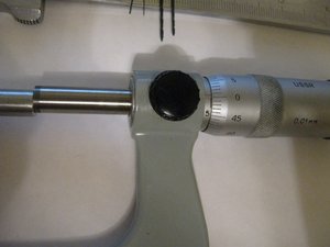 советский микрометр с точностью 0.01мм (13105 просмотров) <a class='original' href='./download/file.php?id=9847&mode=view' target=_blank>Загрузить оригинал (252.58 КБ)</a>