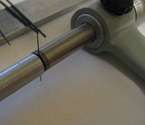 сверло диаметром 0.3мм из комплекта Proxxon (13105 просмотров) <a class='original' href='./download/file.php?id=9850&mode=view' target=_blank>Загрузить оригинал (1.18 МБ)</a>