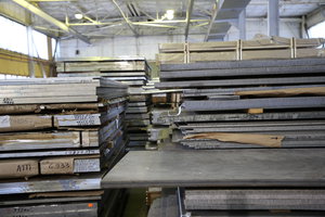 Титановые и алюминиевые плиты. Титан строго ВСМПО. Алюминиевый прокат пр-ва КУМЗ, АМЗ, КРАМЗ, ВСМПО, СМЗ/АРКОНИК (23359 просмотров) <a class='original' href='./download/file.php?id=98863&mode=view' target=_blank>Загрузить оригинал (9.33 МБ)</a>